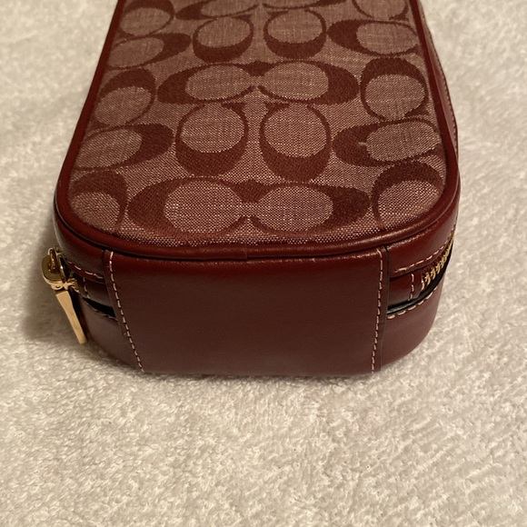 Coach Eva Crossbody - Picture 5 of 11